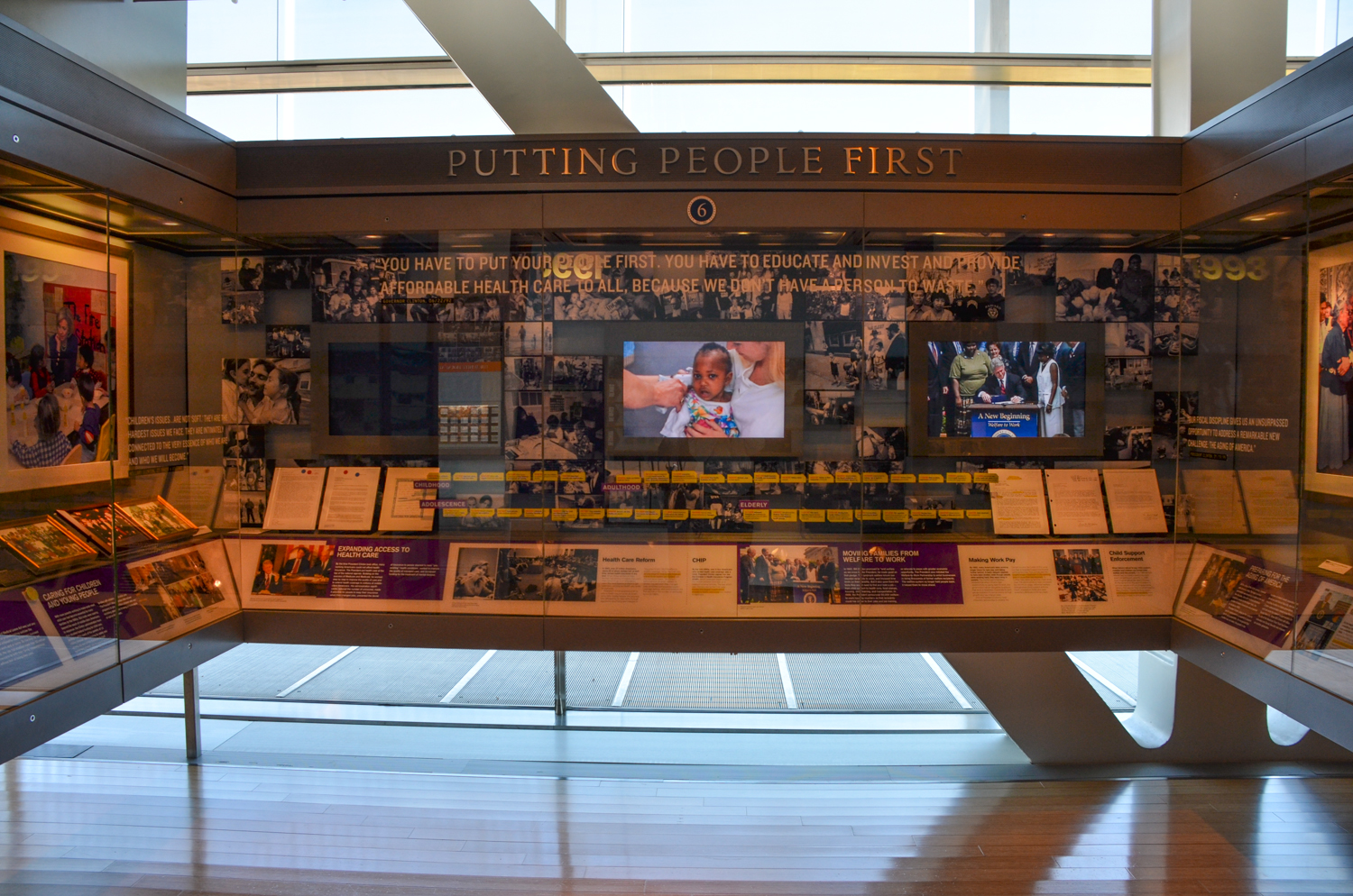 William J. Clinton Presidential Library & Museum – Presidential Leadership